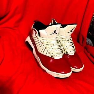 Air jordans size 10 slightly worn